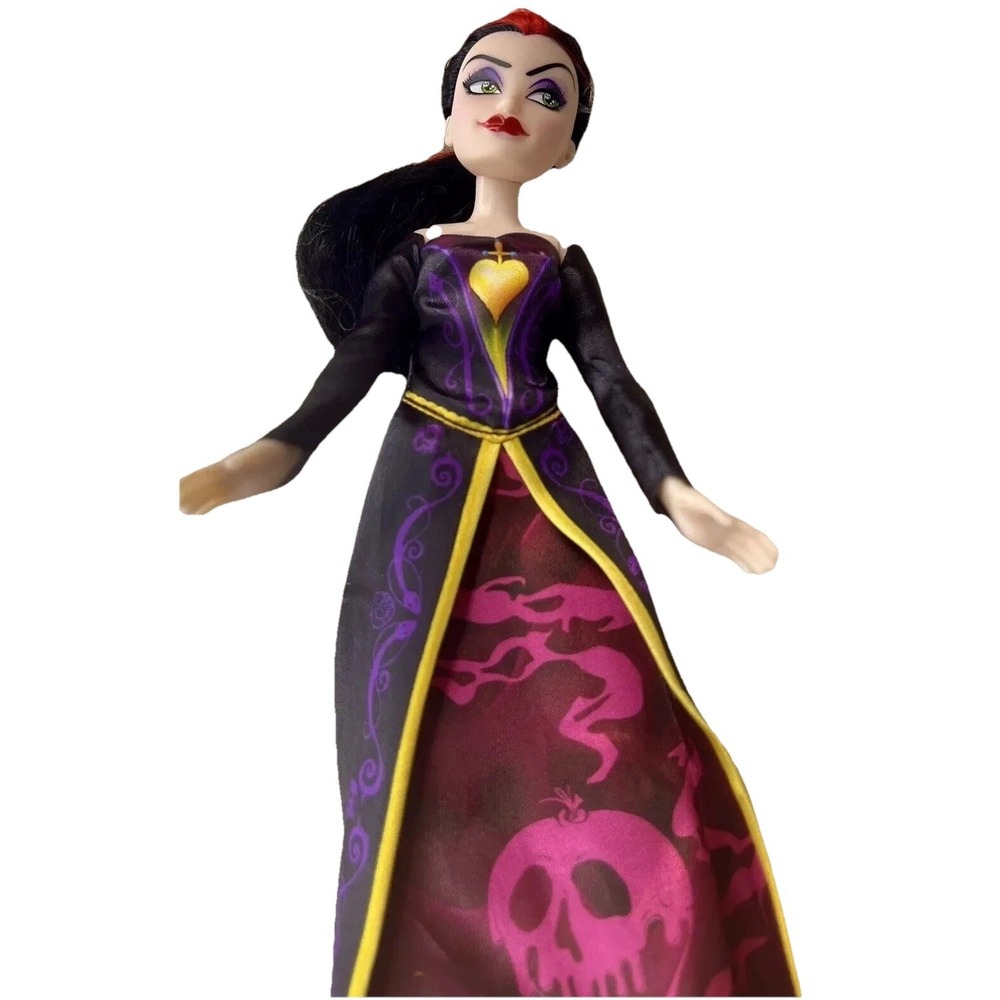 Disney Descendants Maleficent Doll Hasbro 2017 Black Purple Gown Pink Skull Hair
